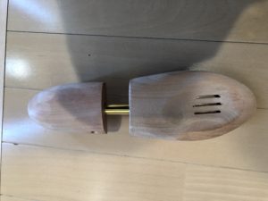 シューツリー 裏側